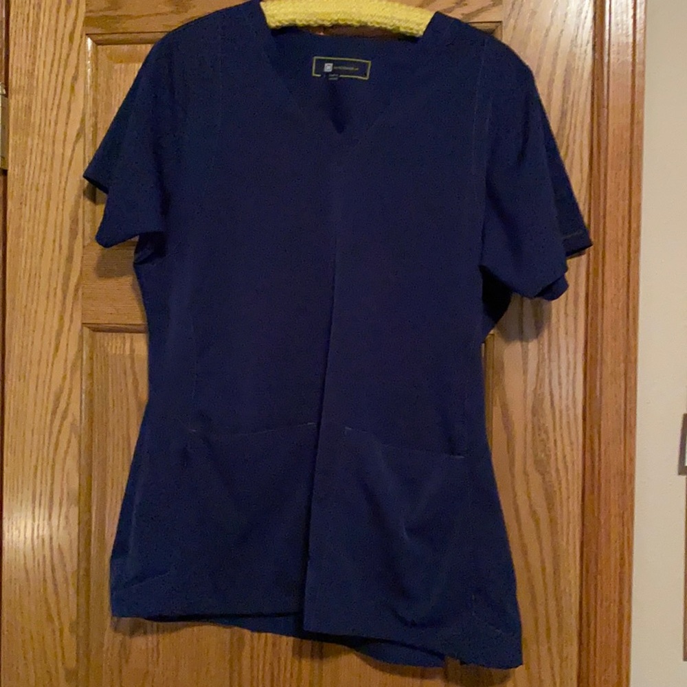 Wonderwink scrub top